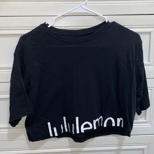 Black lululemon cropped t shirt